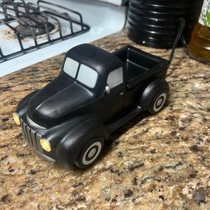 Christmas truck wax warmer